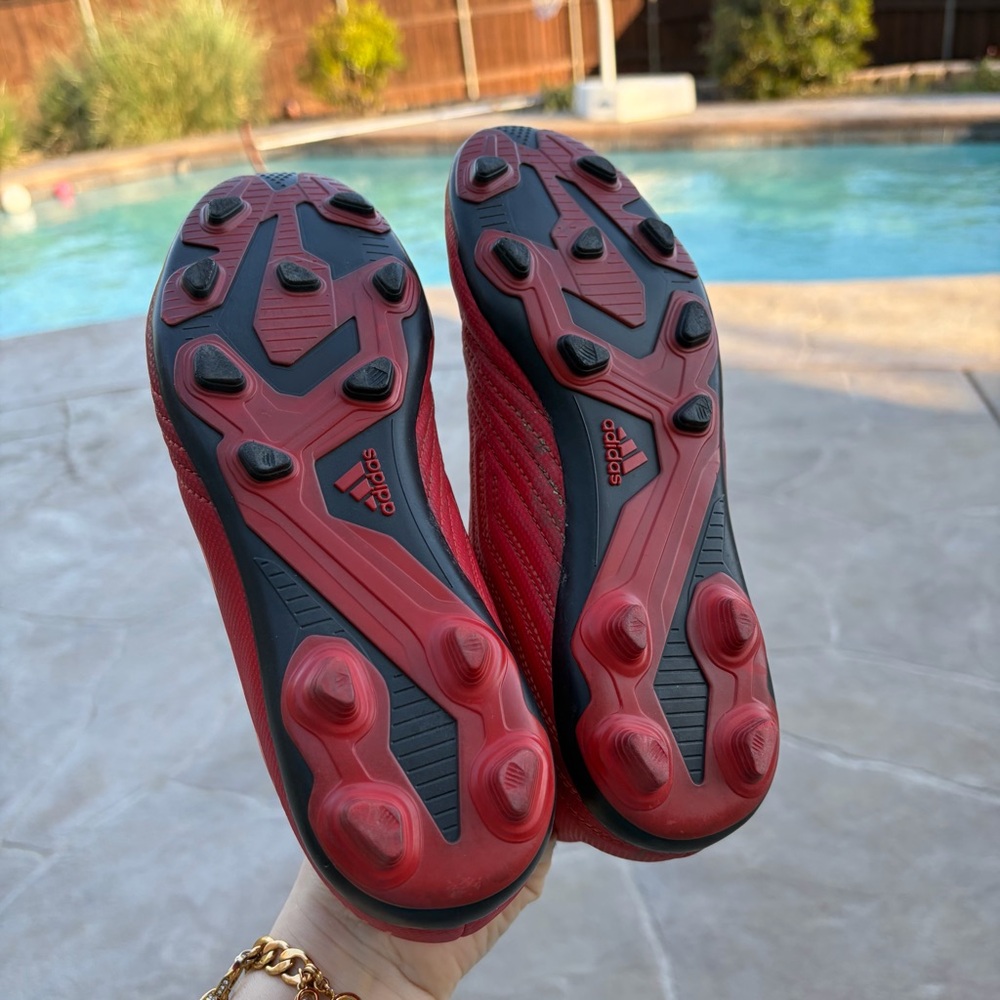 Adidas Predator Youth Soccer Cleats Red FG Size 5 US 22cm Kids Football Shoes